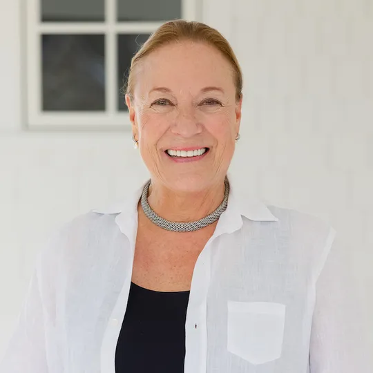 Holly Hawes, Agent in  - Compass