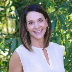 Amy Burney, Agent in  - Compass