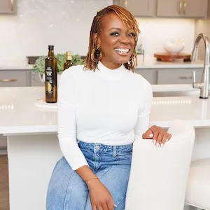 Oracle Batie-Smith, Agent in  - Compass