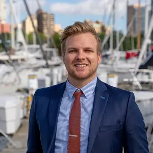 Colton Krupp, Agent in  - Compass