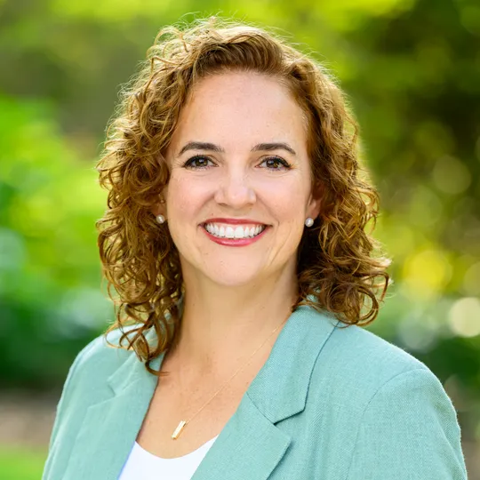 Chrissy Carlson, Agent in  - Compass