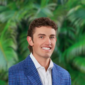 Dylan Smith, Agent in  - Compass