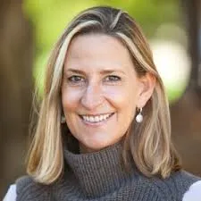 Natalie Rome, Agent in  - Compass