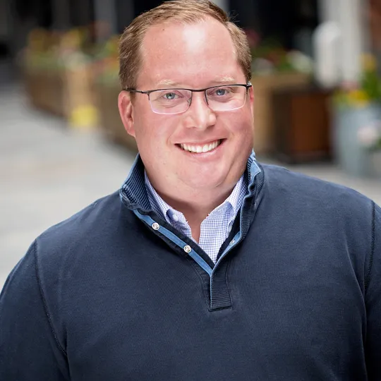 Dan Peterson, Agent in  - Compass