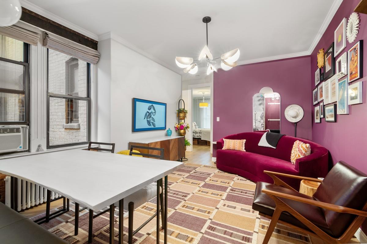$1,400,000 | 65 Morton St, Unit 2L | West Village