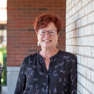 Missy Dillon, Agent in  - Compass