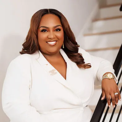 Larencia Bright, Agent in  - Compass