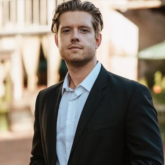 Tom Kiessling, Agent in  - Compass