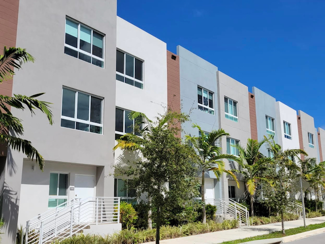 $470,000 |  2505 NE 193rd St, Unit 4108 | Aventura