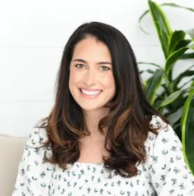 Dana Bull, Agent in  - Compass