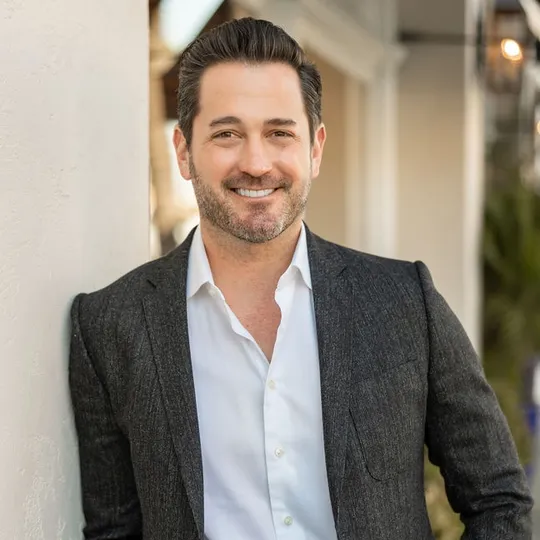 Andrew Canter, Agent in  - Compass