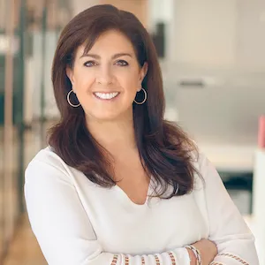 Laura Coutts, Agent in  - Compass