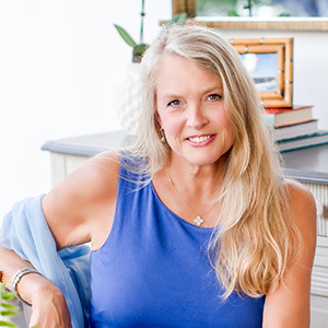 Headshot of Linda Tonge