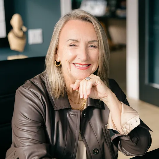 Sonnie Laviolette, Agent in  - Compass