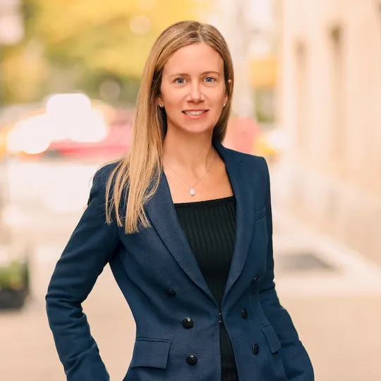 Allison Kahn, Agent in  - Compass