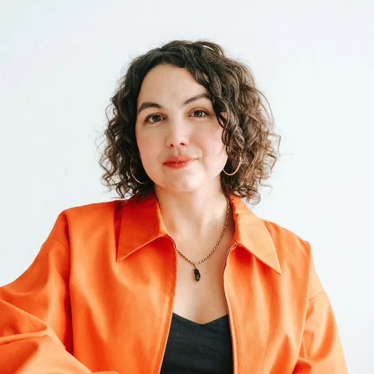 Selima Dougadir, Agent in  - Compass