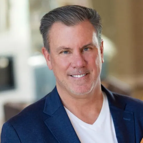 Steve Dedear, Agent in  - Compass