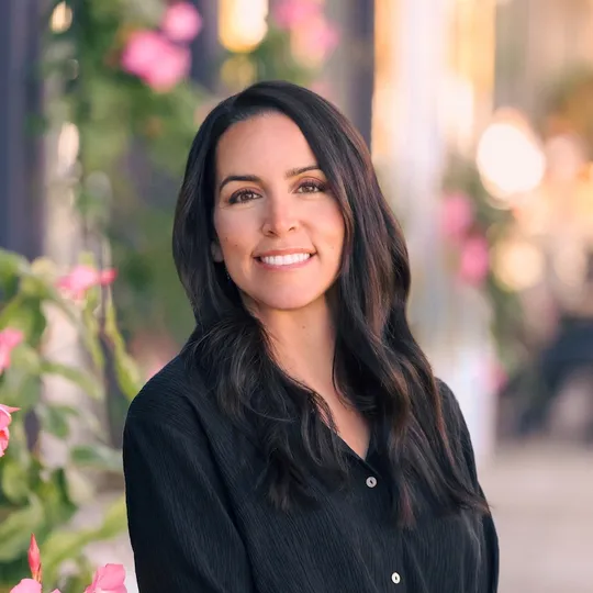 Christine Steidel, Agent in  - Compass