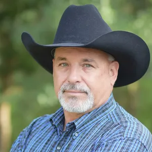 Mike Ustanik's profile photo