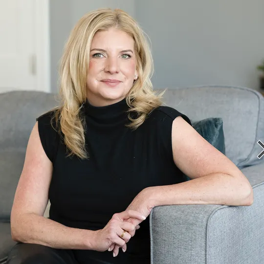 Kim Ehler, Agent in  - Compass