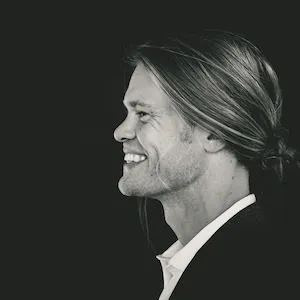 Chris Hurwitz, Agent in  - Compass