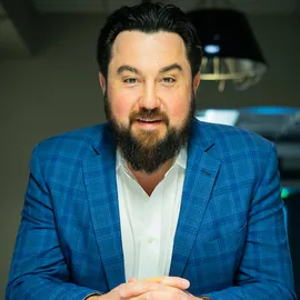 Travis Billingham, Agent in  - Compass