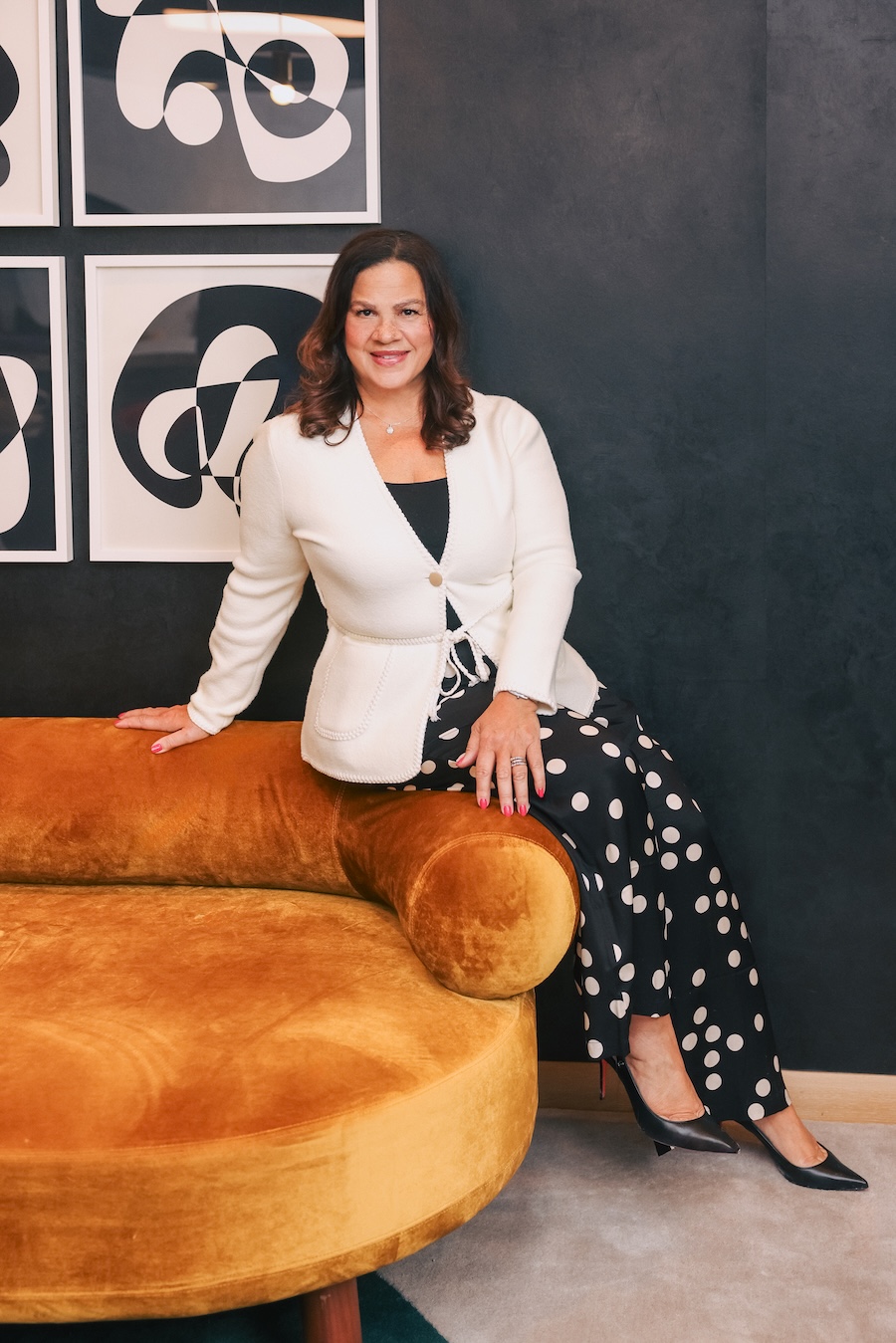 Headshot of Kathy McClearn