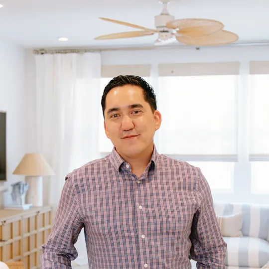 Ryan Ponce, Agent in  - Compass