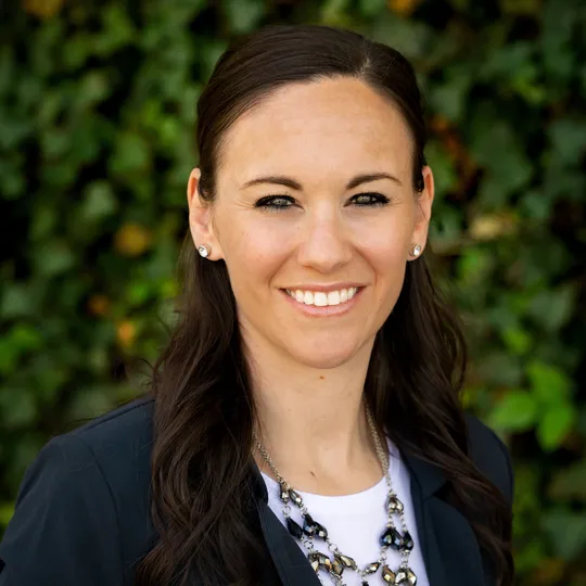 Shelby Noll, Agent in  - Compass