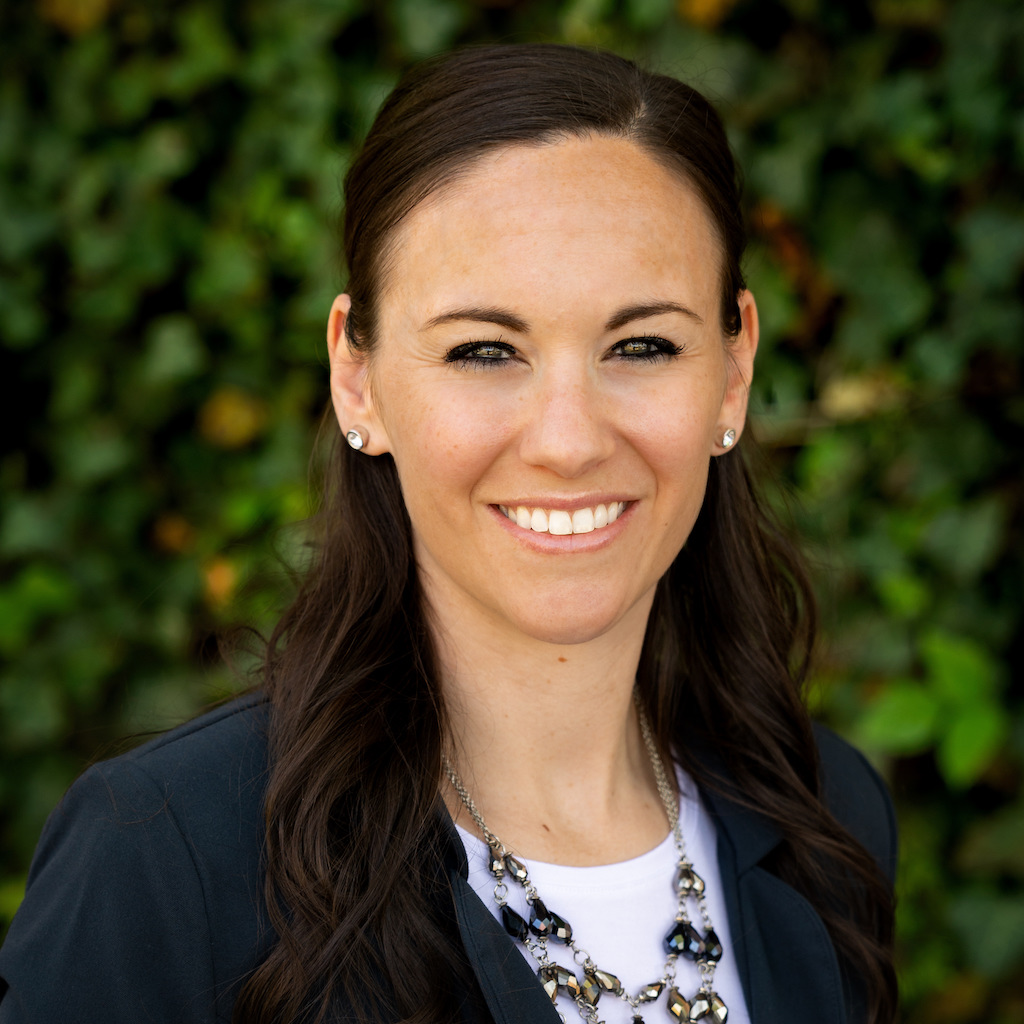 Headshot of Shelby Noll