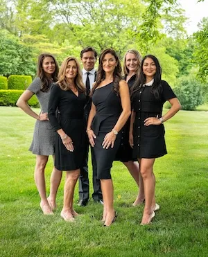 Jennifer Leahy Team - CT, Agent in  - Compass