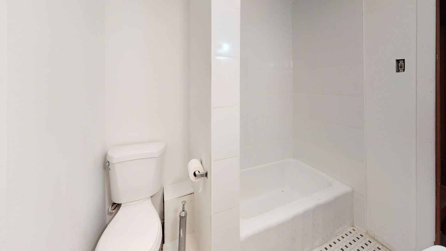 Photo of 907 Lafayette Ave