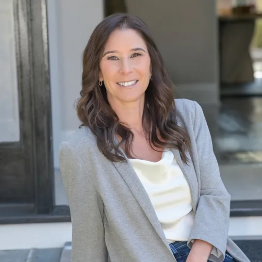 Mardi Gross, Agent in  - Compass