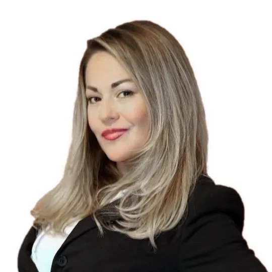 Sarah Molina, Agent in  - Compass