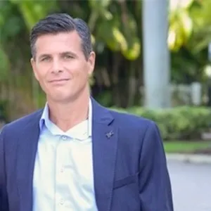 Mike Batchelder, Agent in  - Compass