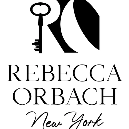 Rebecca Orbach, Agent in  - Compass