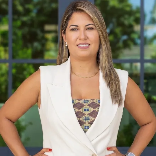 Marianela Figueredo, Agent in  - Compass