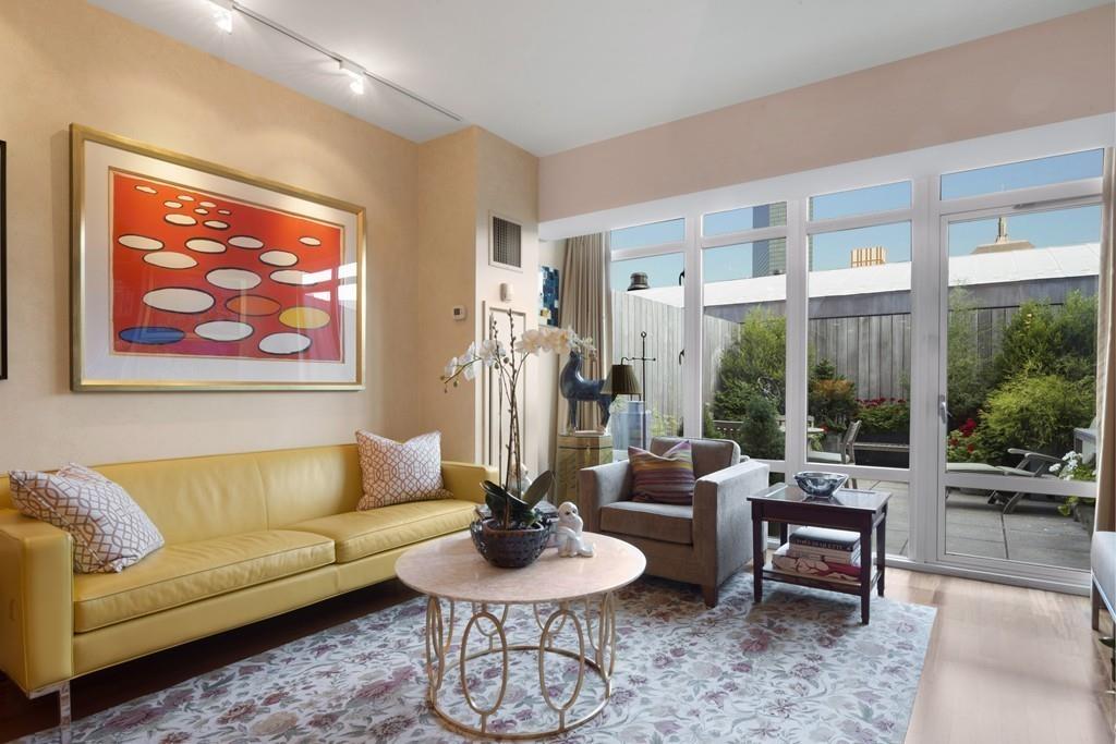 $2,525,000 | 505 Tremont St, Unit 418 | Boston