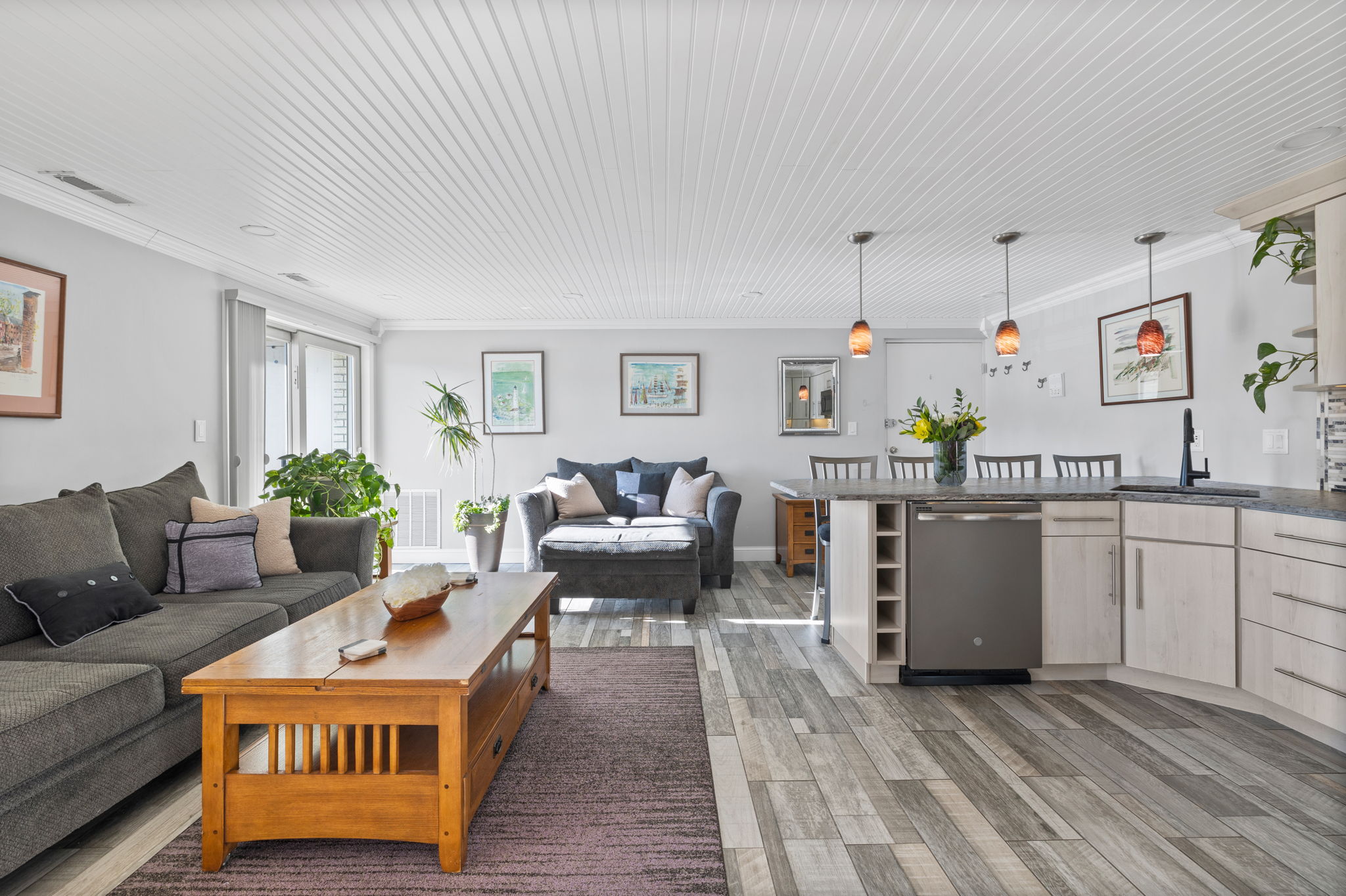 300 Park Terrace U353