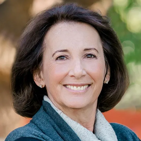 Marcia Gale, Agent in  - Compass