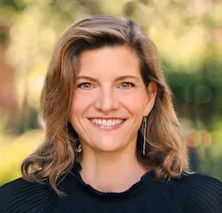 Jessica Henson, Agent in  - Compass