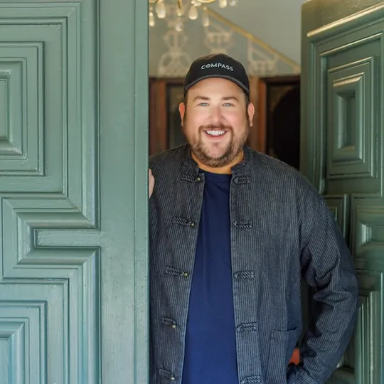 Matthew Minor, Agent in  - Compass