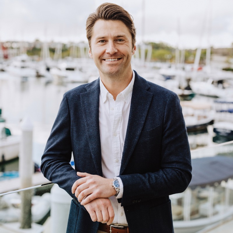 Headshot of Scott Harrison