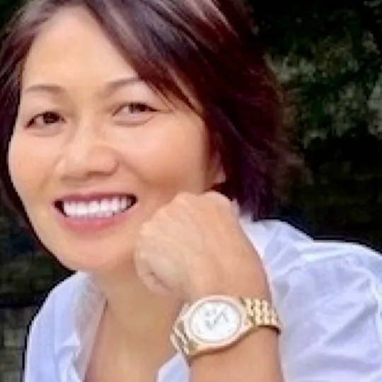 Lilly Fong, Agent in  - Compass