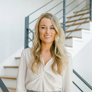 Lauren Rockwell, Agent in  - Compass