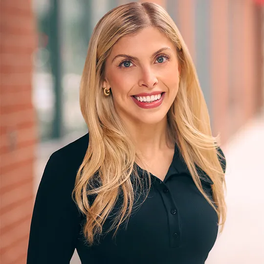 Amanda Berger, Agent in  - Compass