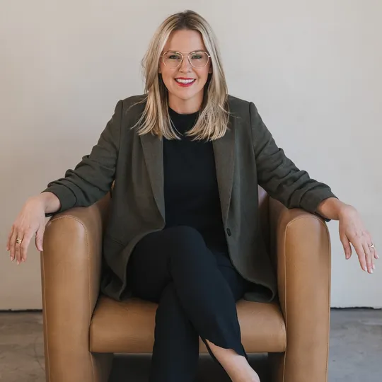 Macy Burton, Agent in  - Compass