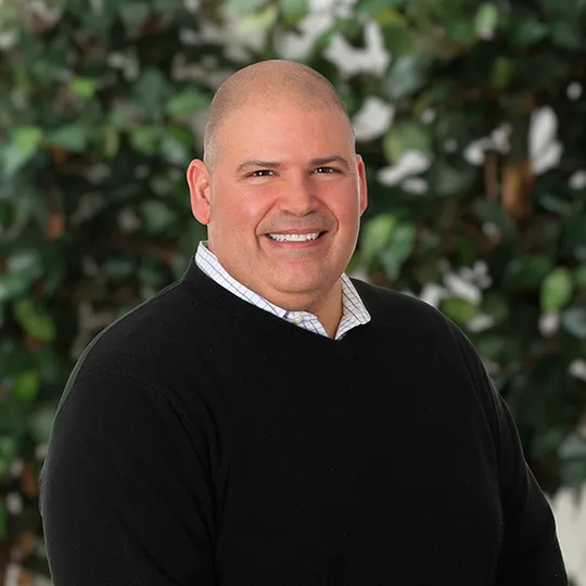 PJ Fernandes, Agent in  - Compass