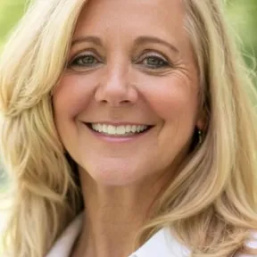 Lori Carreiro