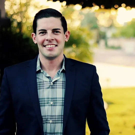 Alexander Olson, Agent in  - Compass